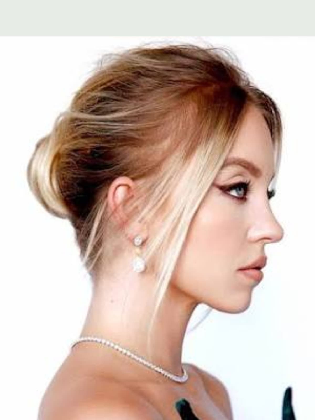 Sydney Sweeney side portrait