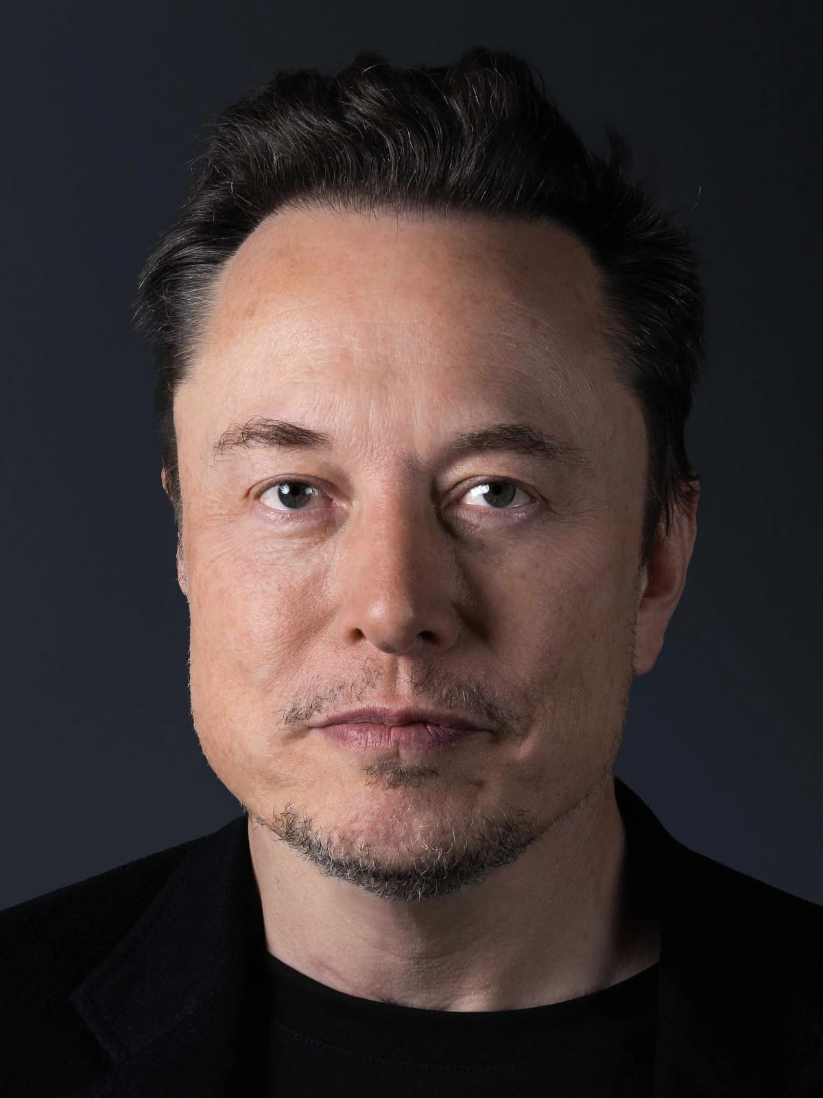 Elon Musk front portrait