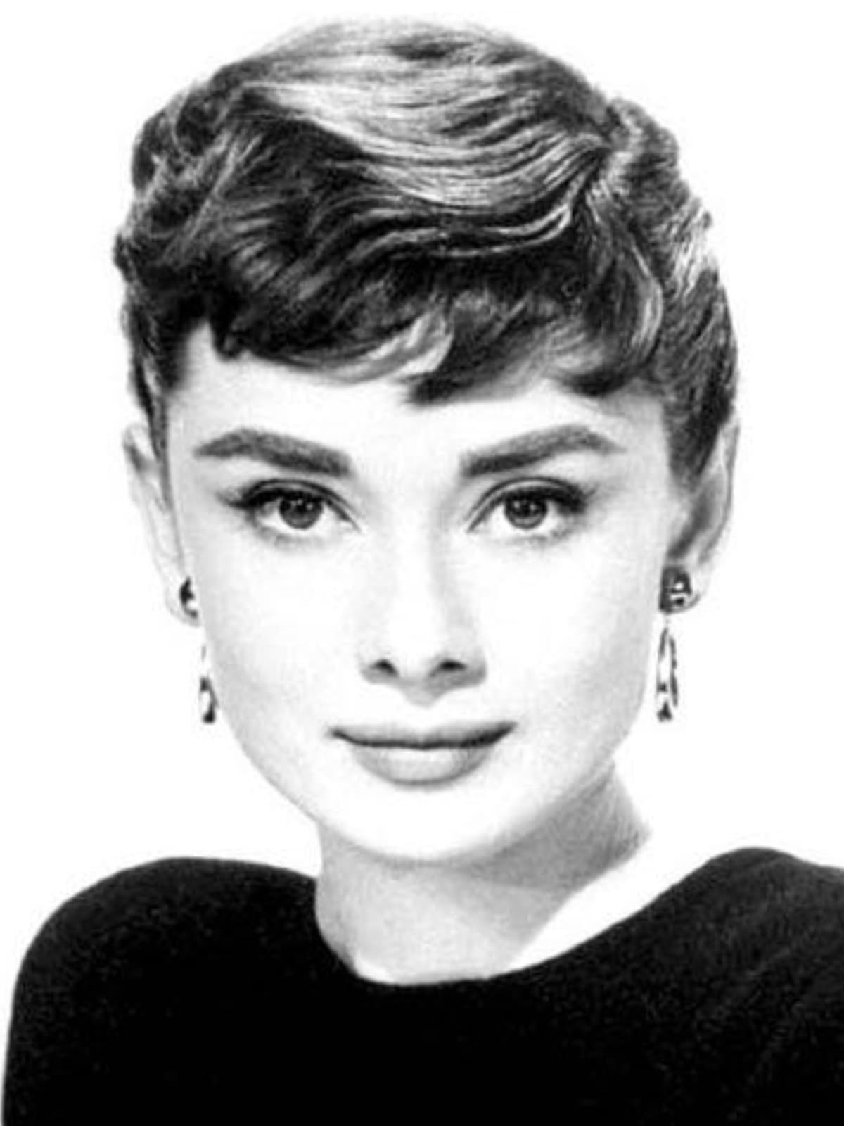 Audrey Hepburn front portrait
