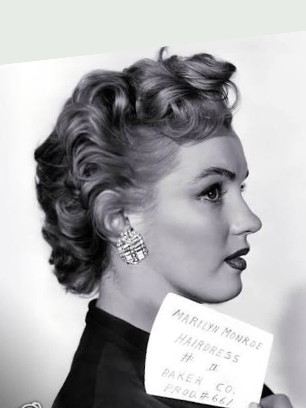 Marilyn Monroe side portrait