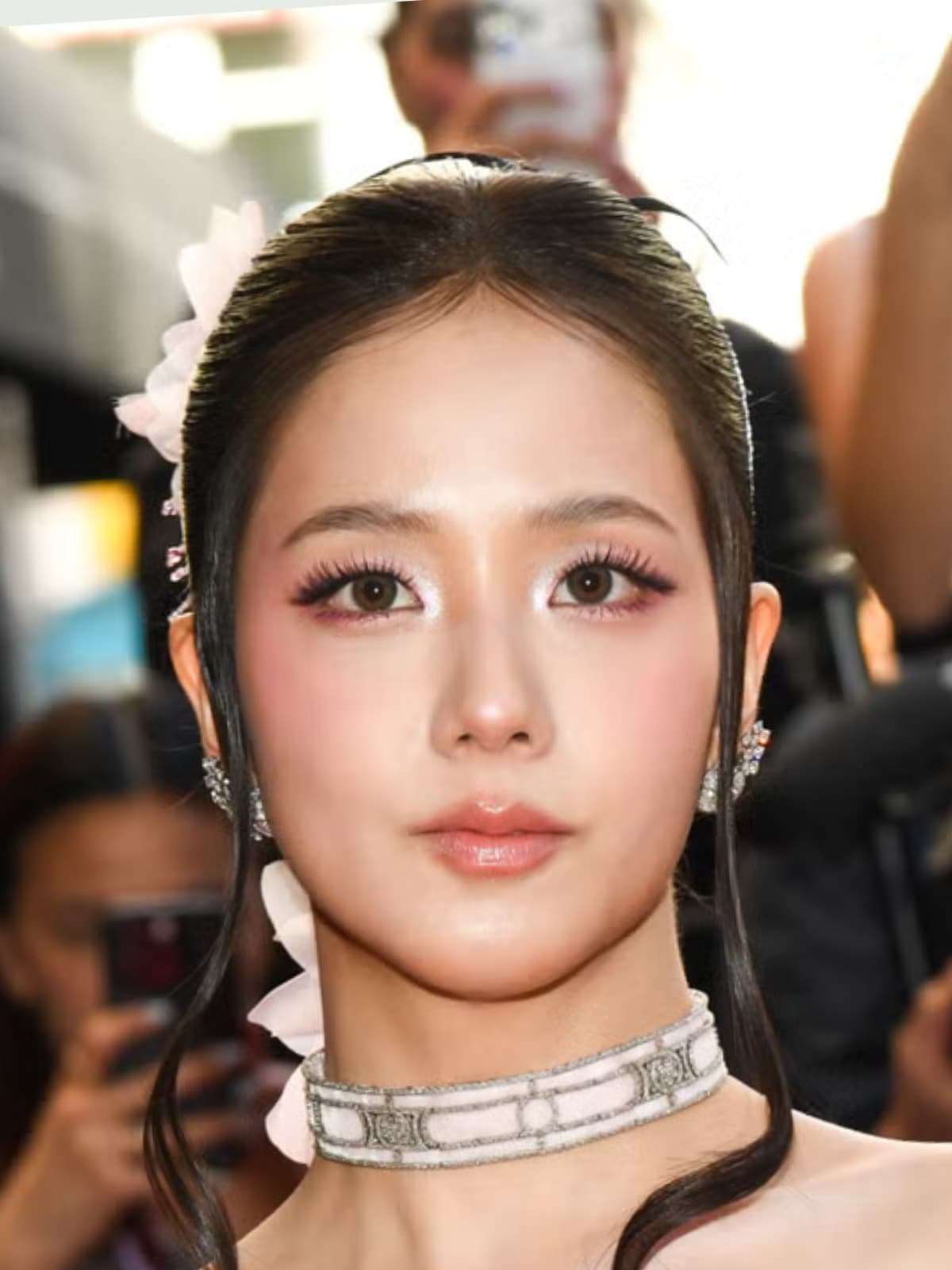 Jisoo (BLACKPINK) front portrait