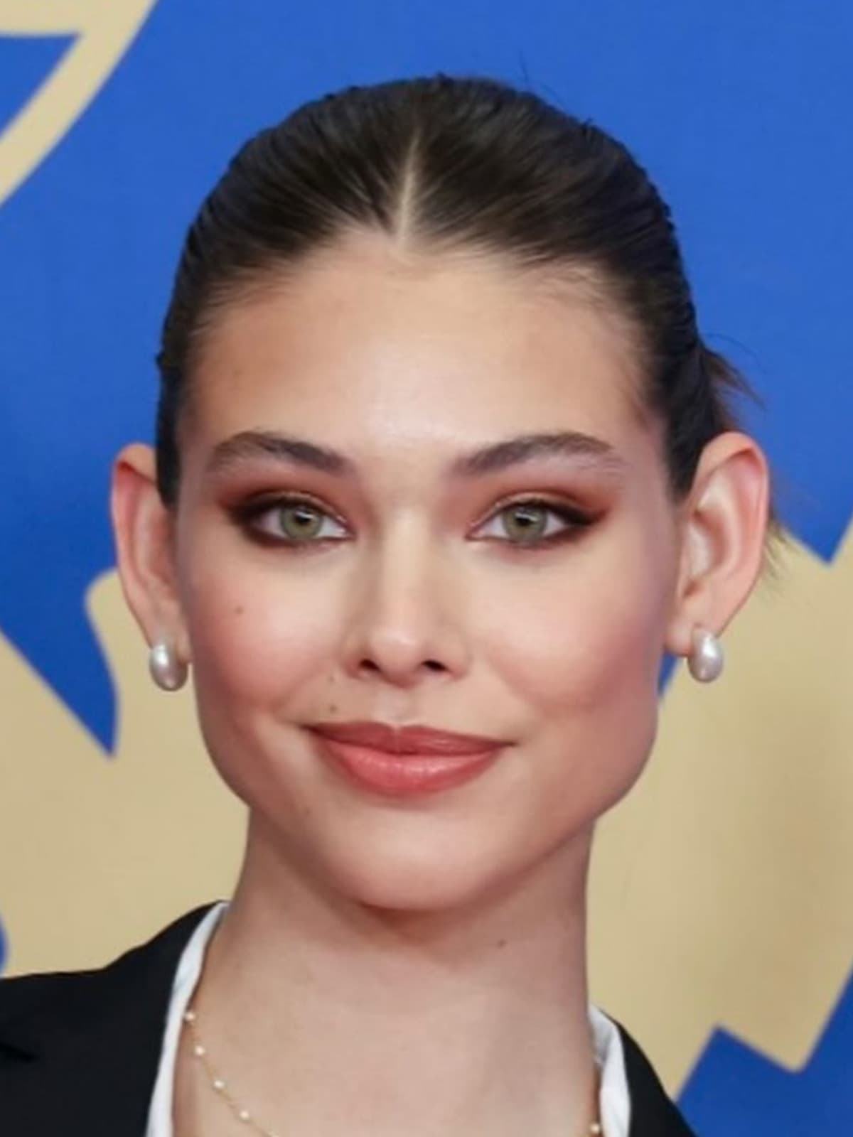 Laneya Grace front portrait