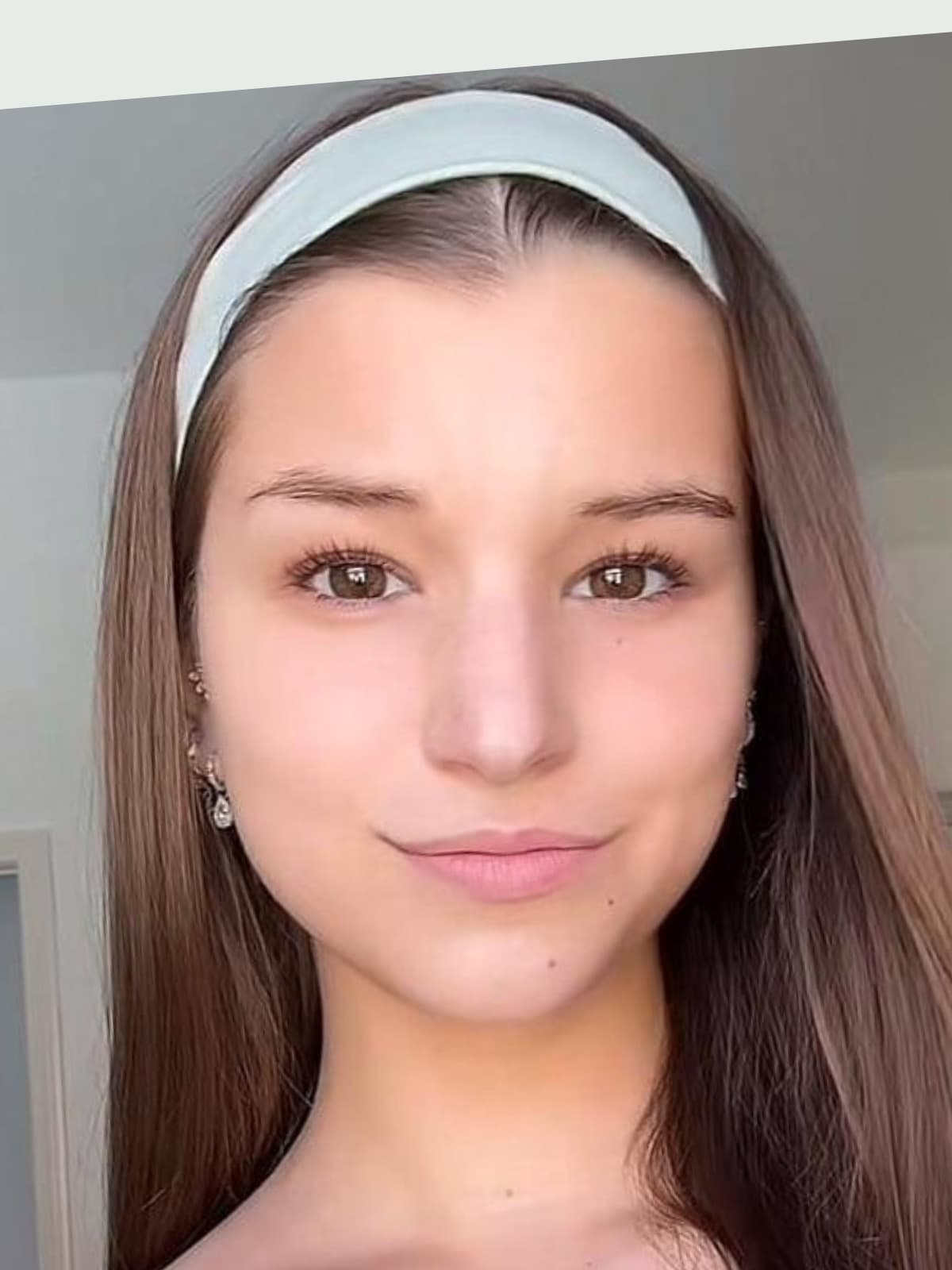 Brooke Monk front portrait
