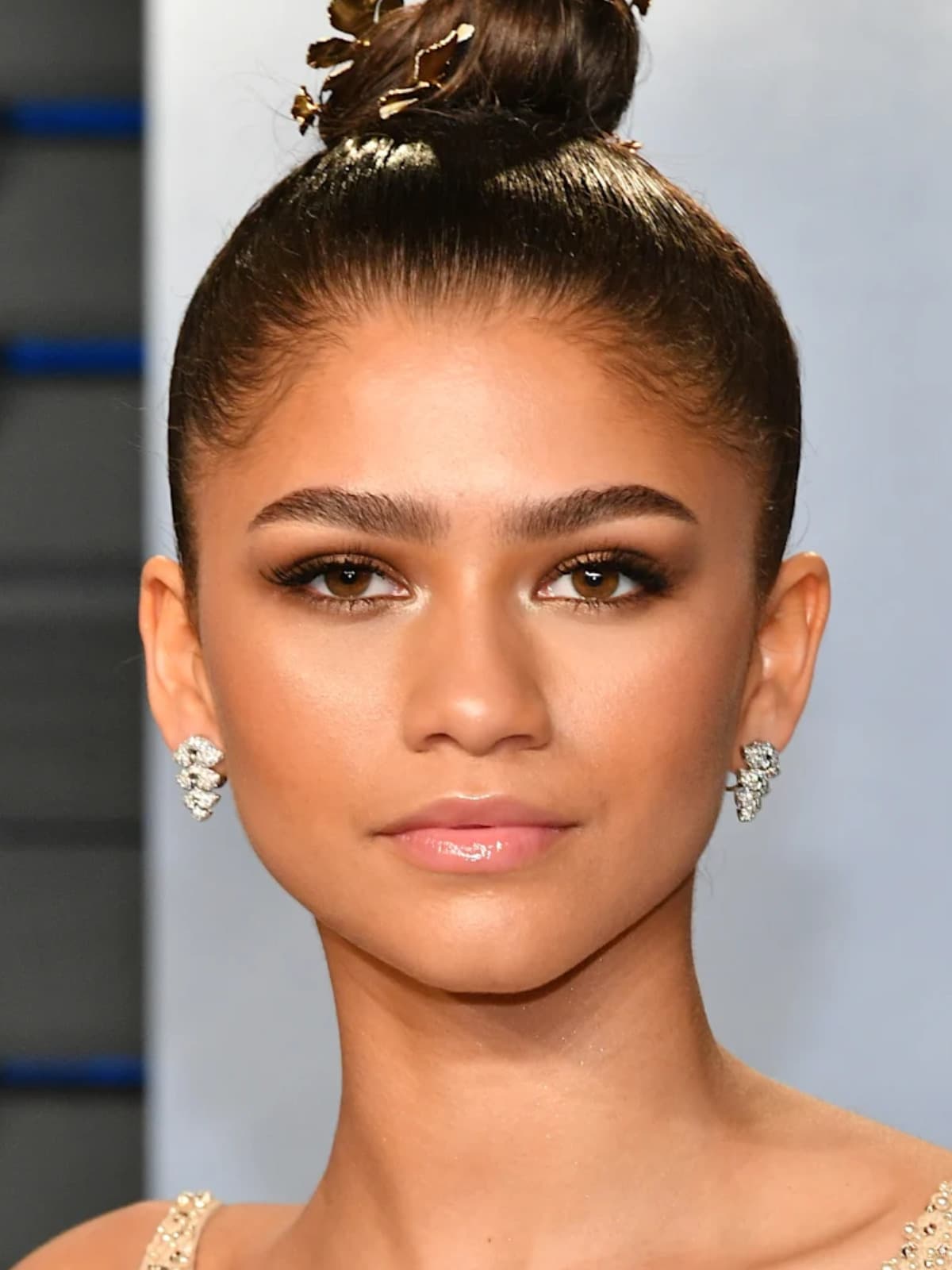Zendaya front portrait