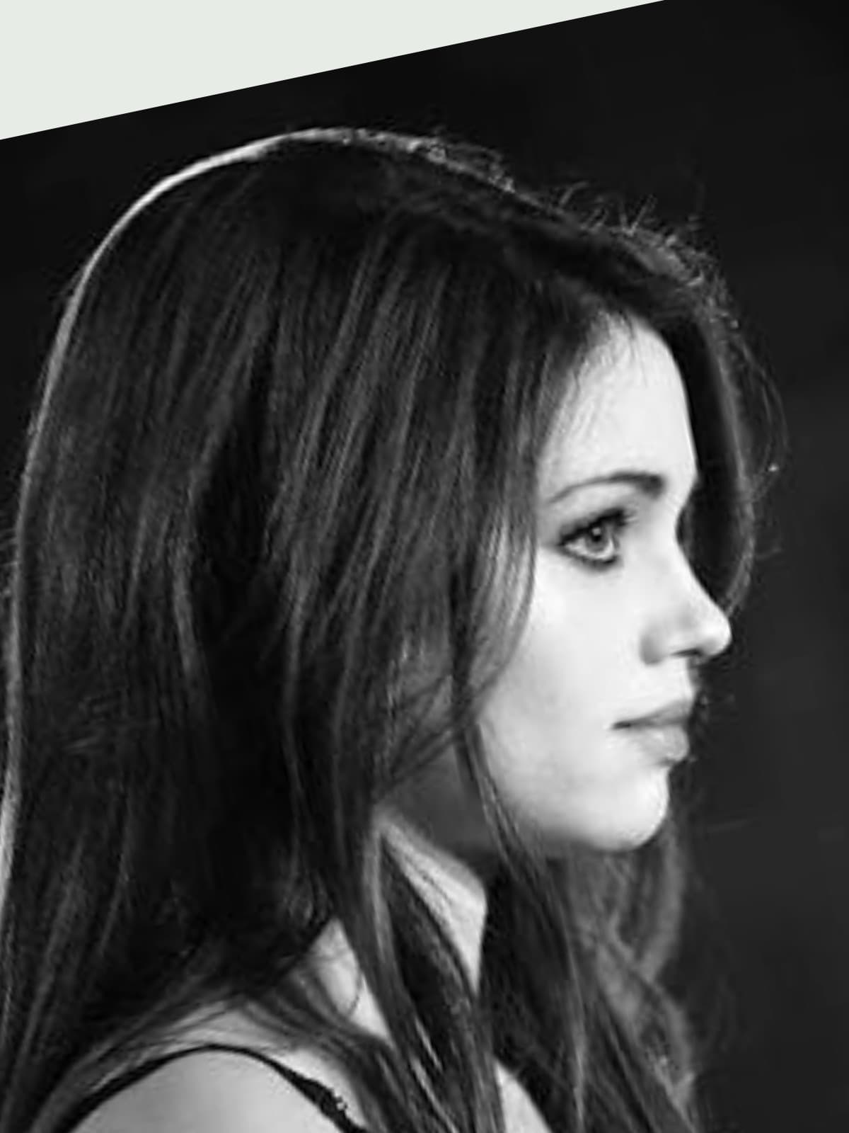 India Eisley side portrait
