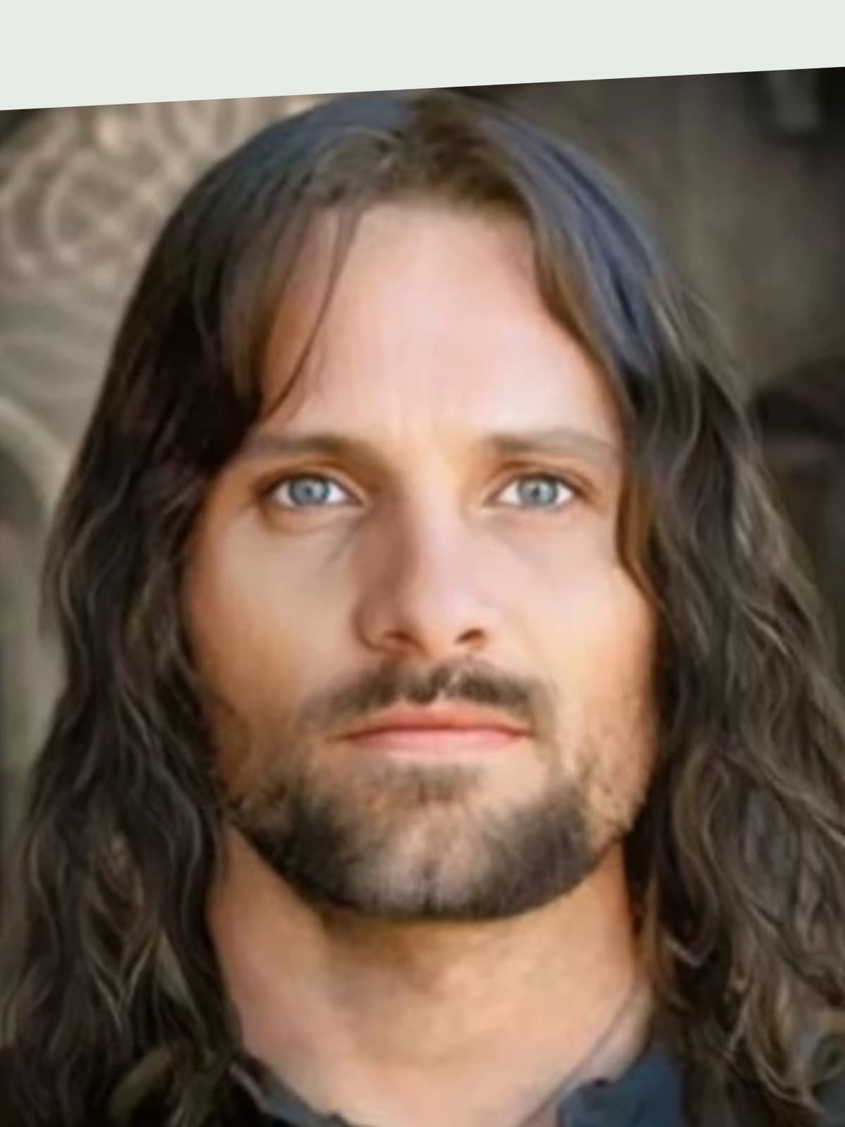 Viggo Mortensen front portrait