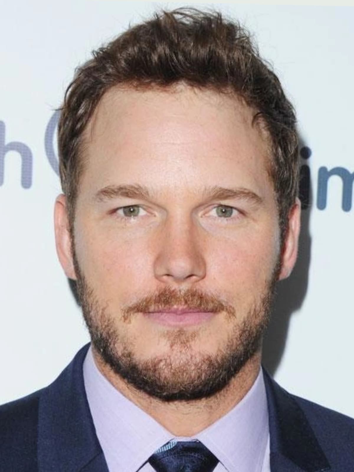 Chris Pratt front portrait