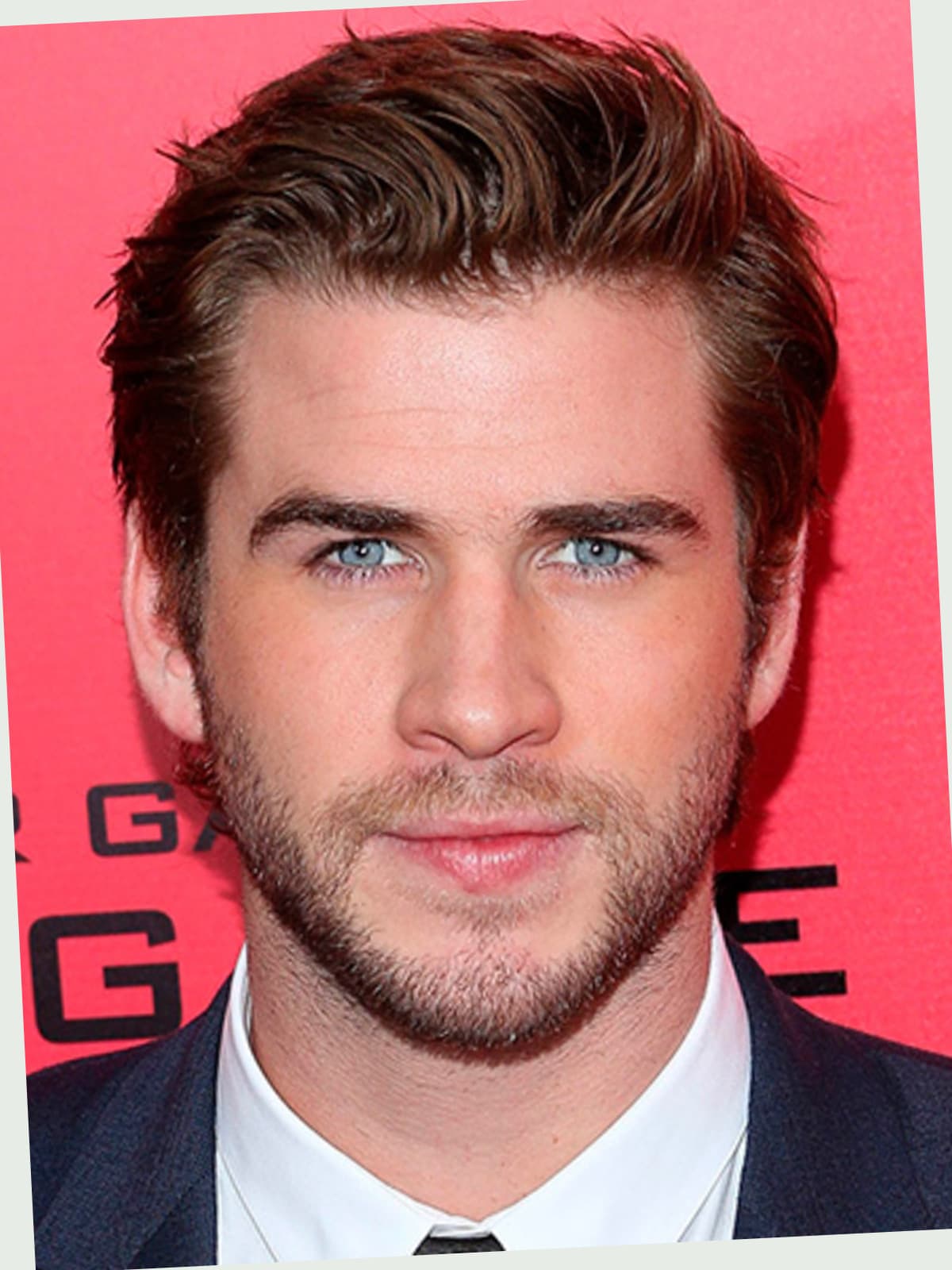 Liam Hemsworth front portrait