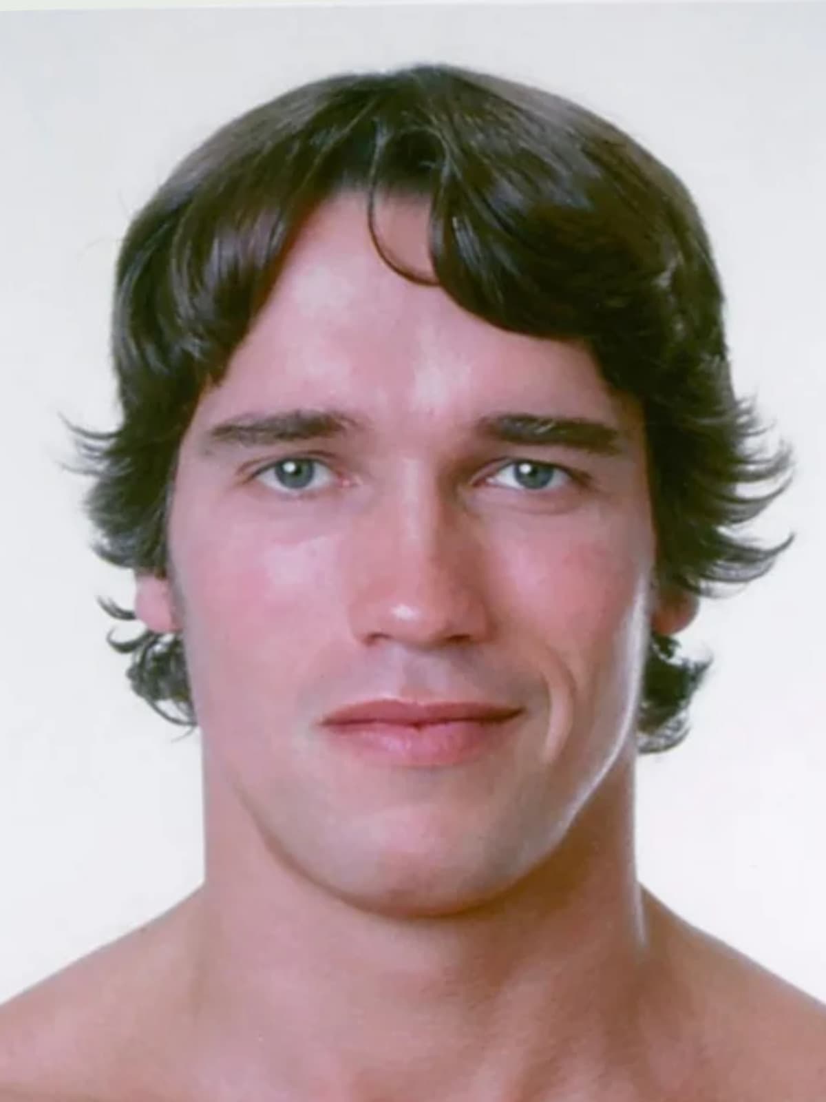 Arnold Schwarzenegger front portrait