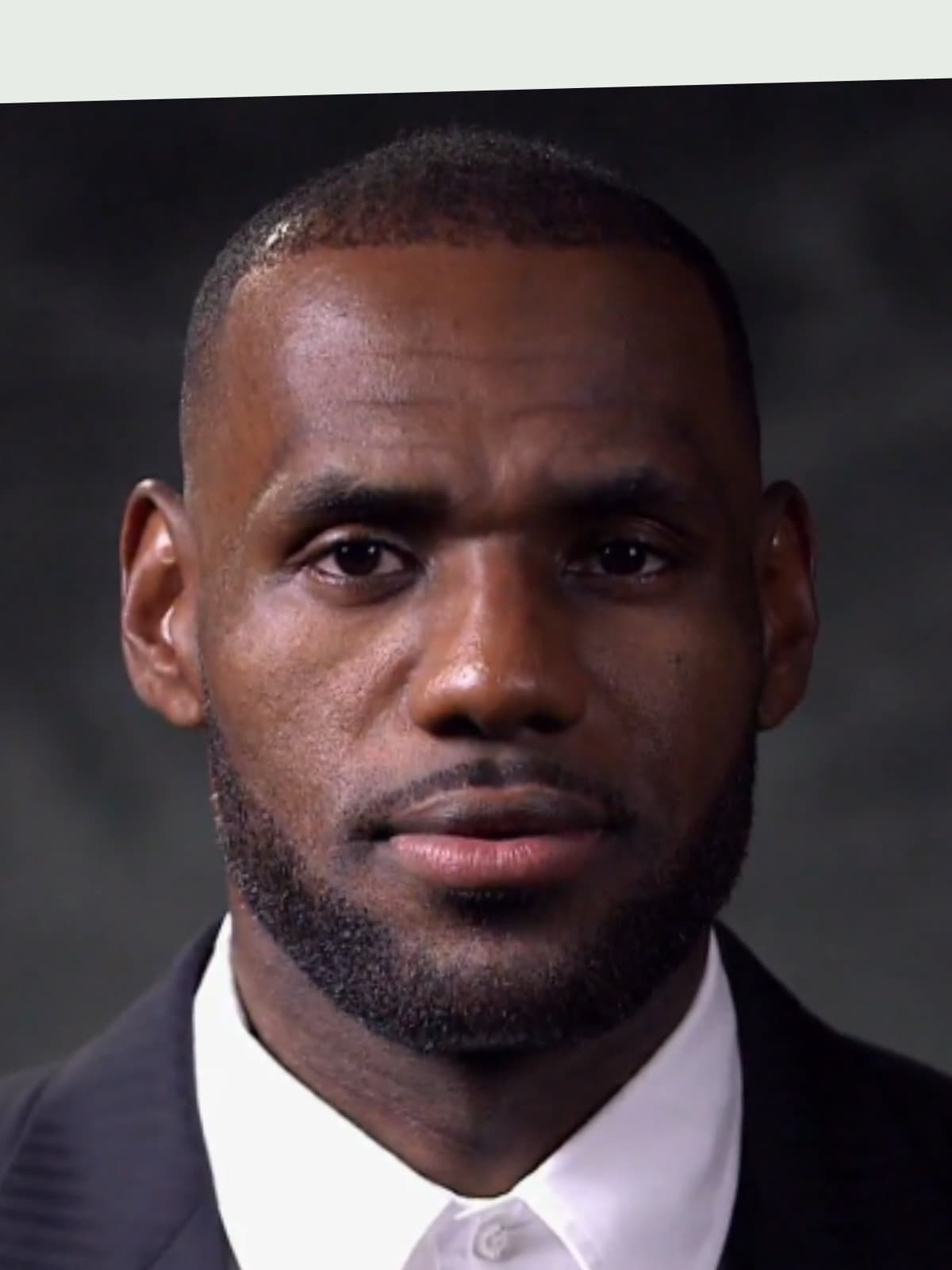 LeBron James front portrait